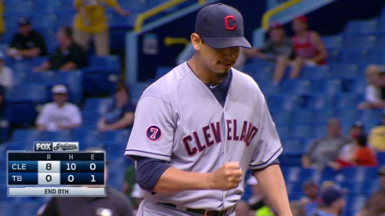 Carrasco no-hitter through 8