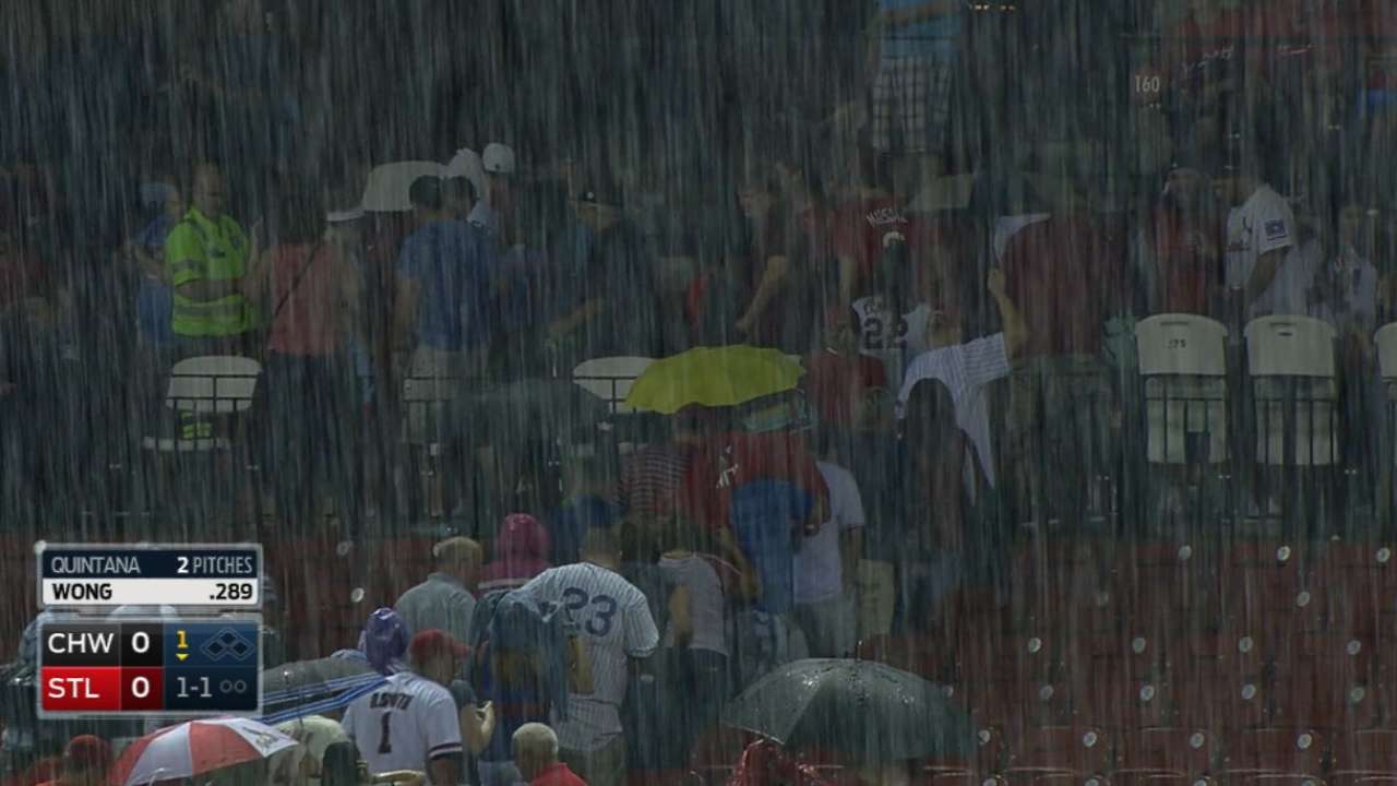Rain delays getting 'old' for Cardinals