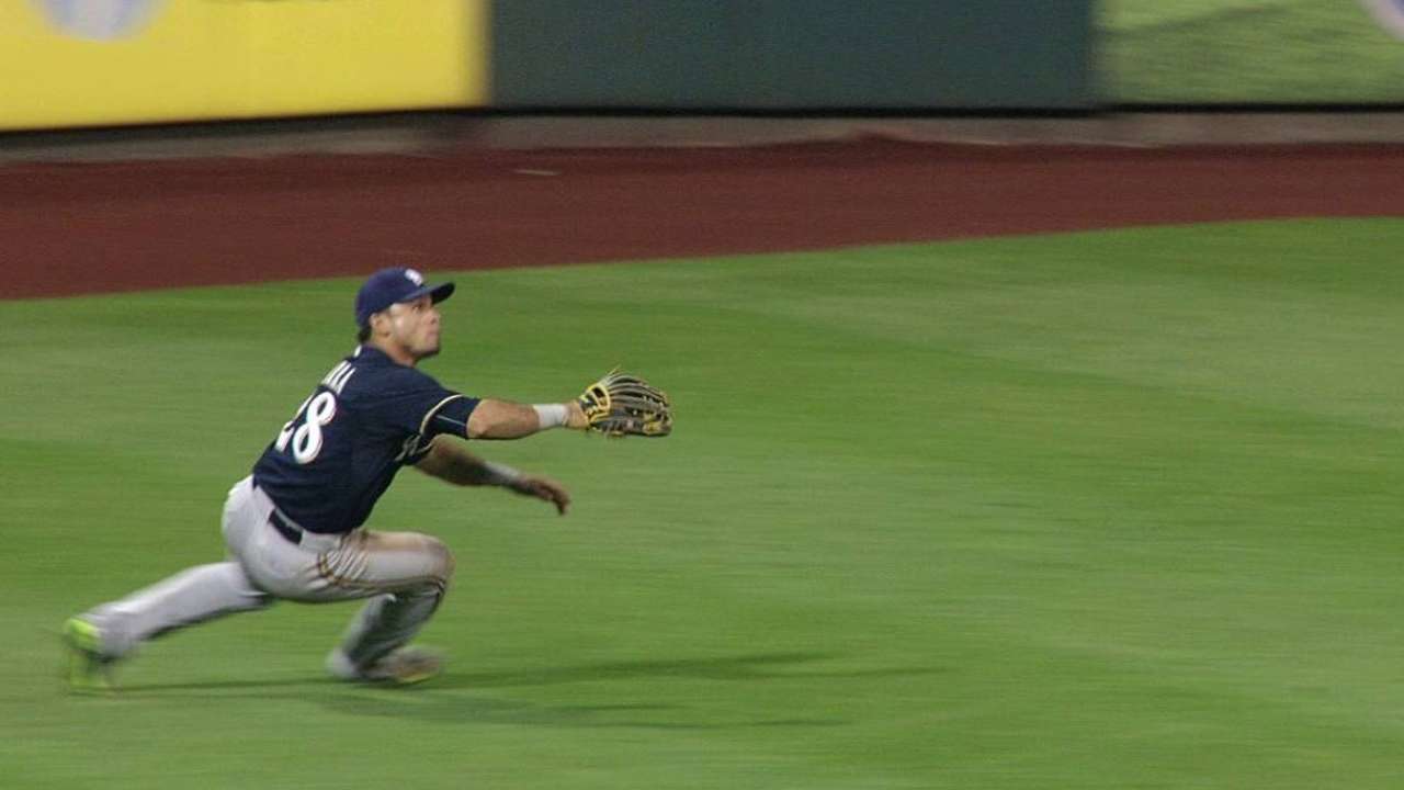 Parra's diving catch