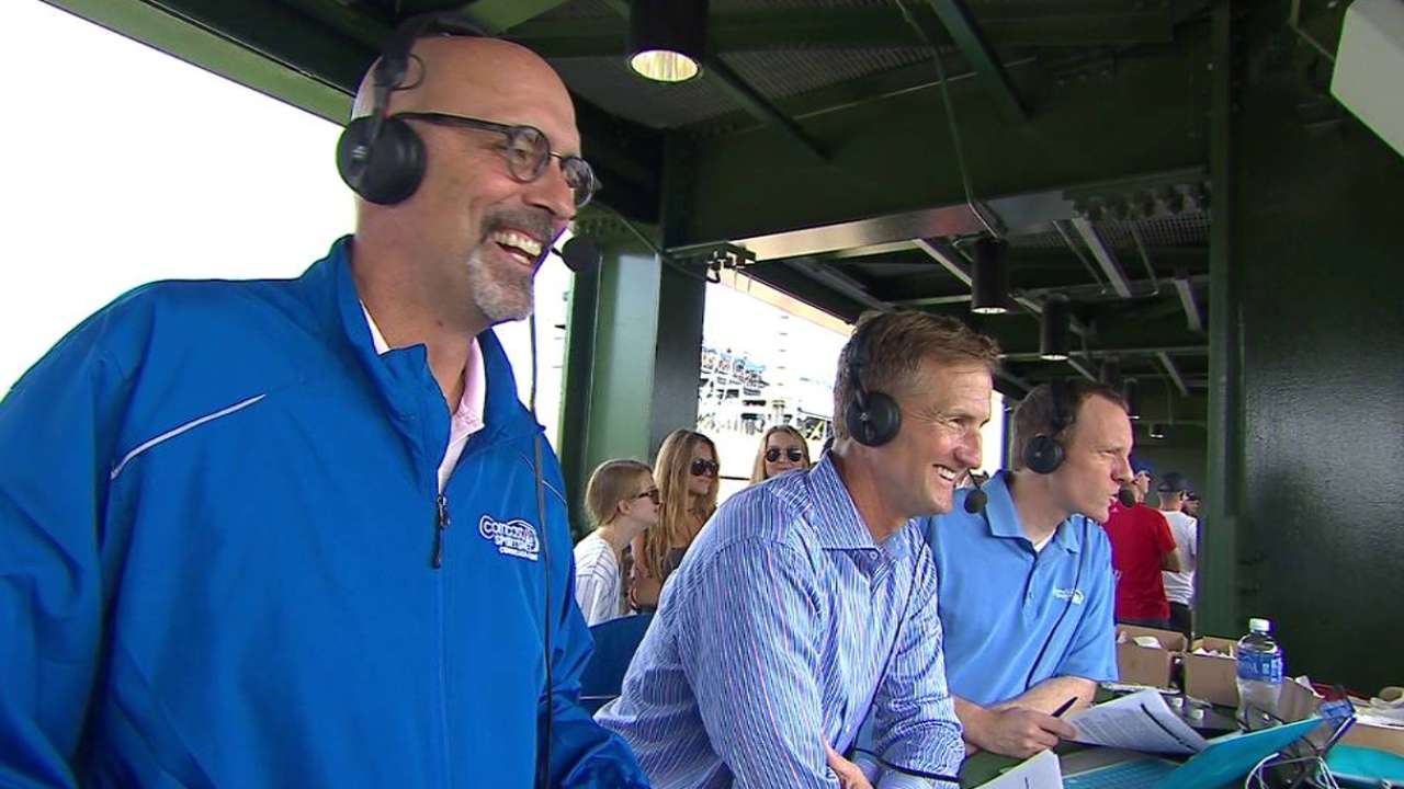 Cubs bring Hot Doug's to Wrigley Field