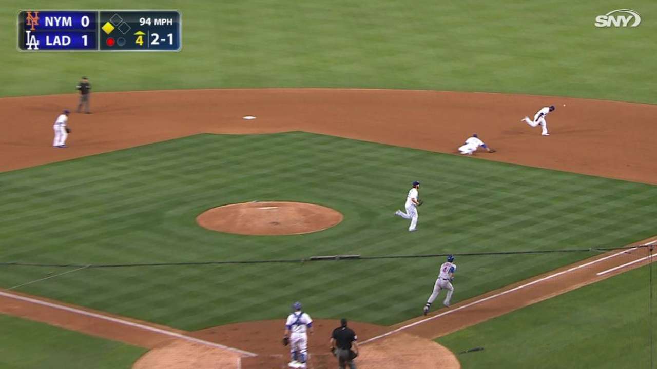 Flores' RBI single