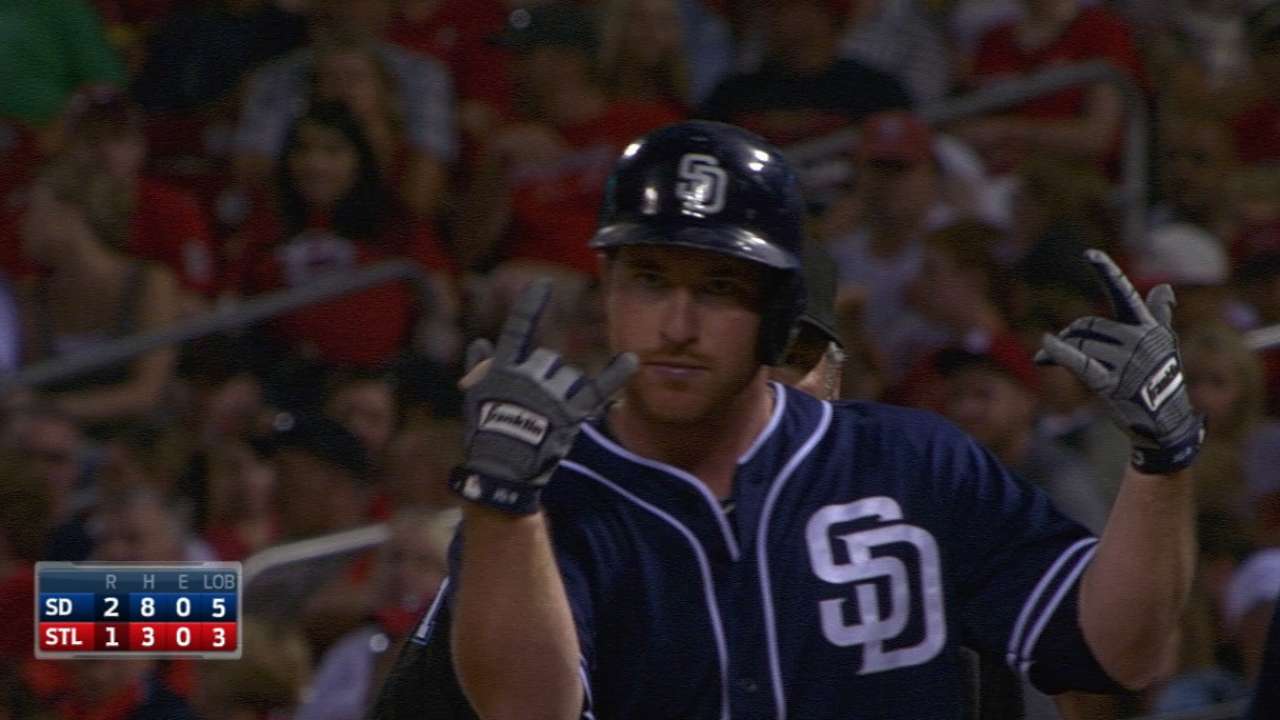 Padres hand Cardinals fourth straight loss
