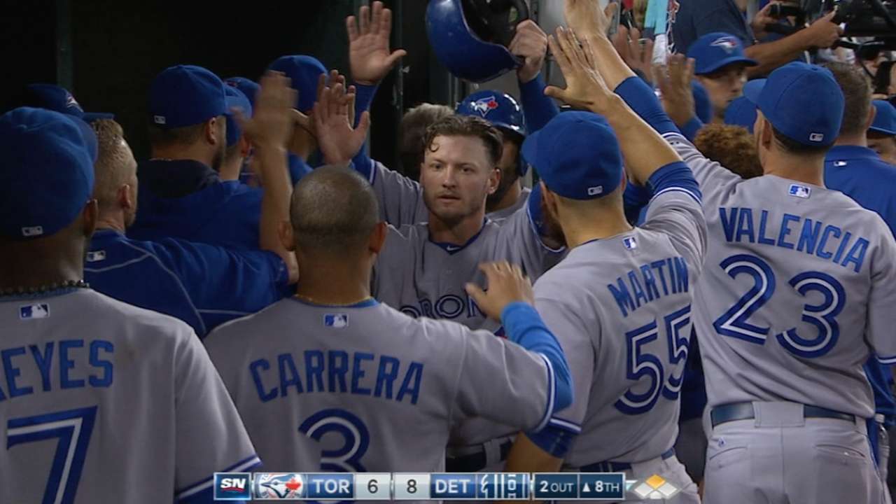 Blue Jays plate six in the 8th
