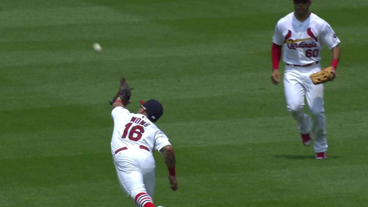Wong's amazing diving catch