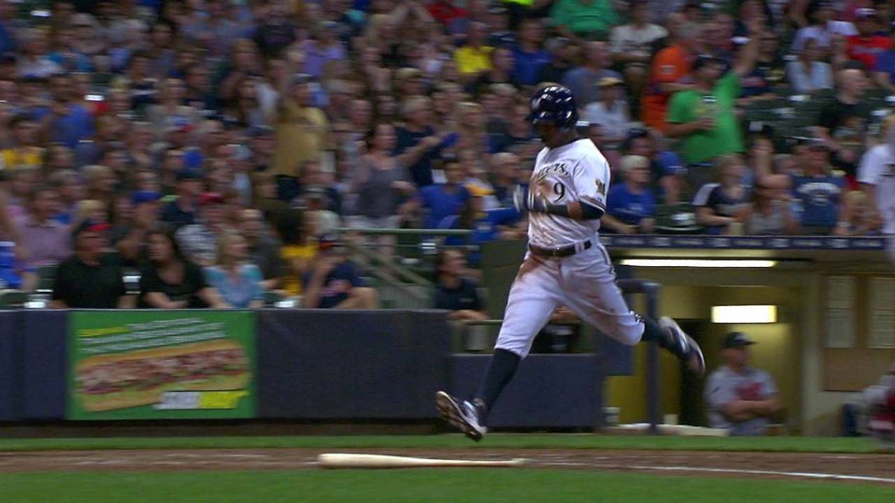 Peterson's pinch-hit RBI single