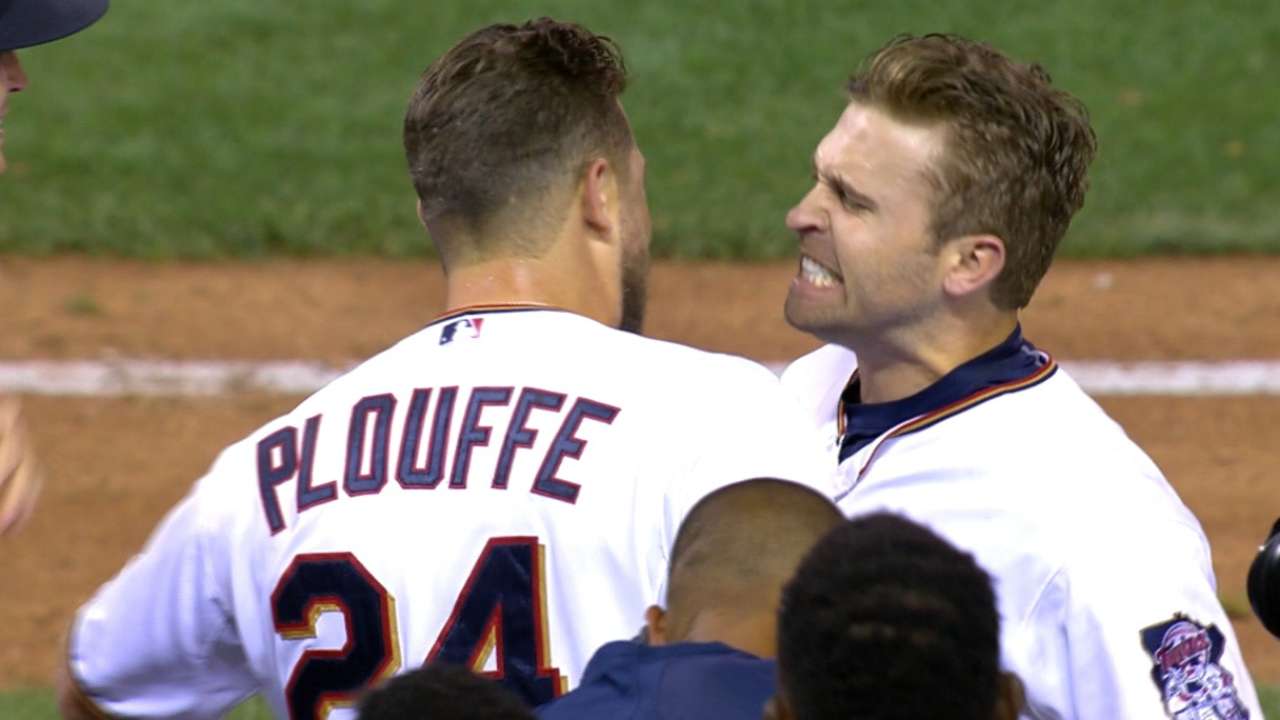 Dozier's walk-off homer