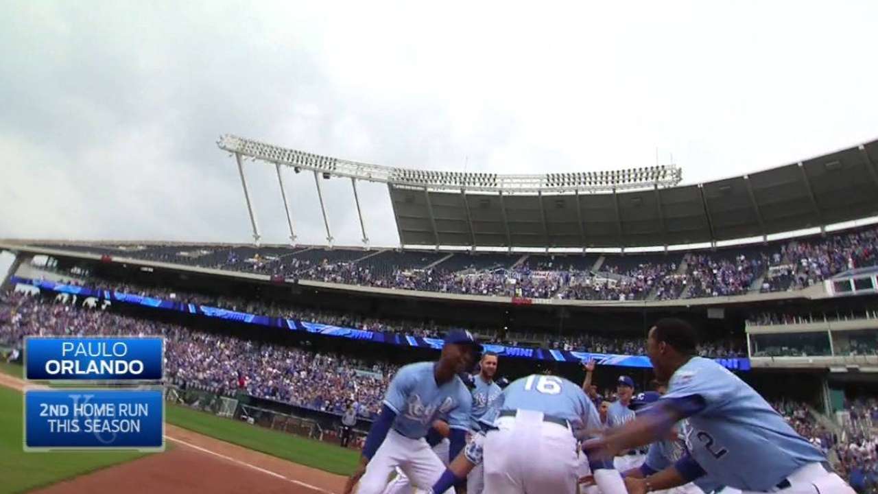 Orlando's walk-off grand slam