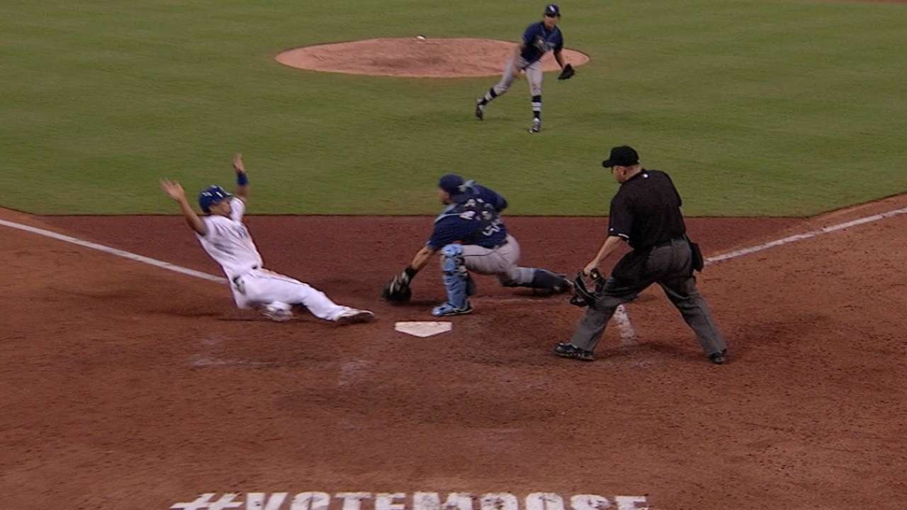 Royals ride five-run 5th to sting Archer, Rays
