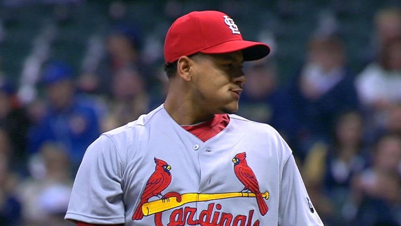 Martinez moves up in NL Final Vote race