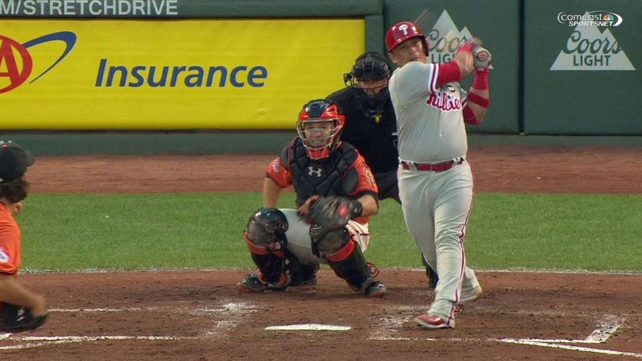 Ruiz's solo homer