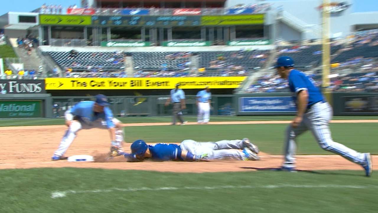 Must C: Perez's rocket throw