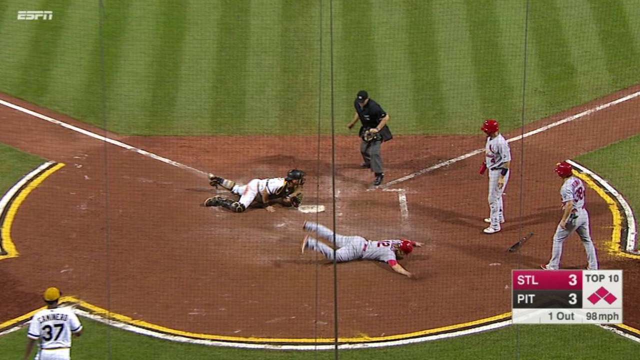 Cards stunned by another Pirates walk-off