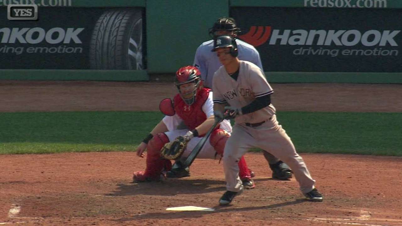 Refsnyder's first MLB hit