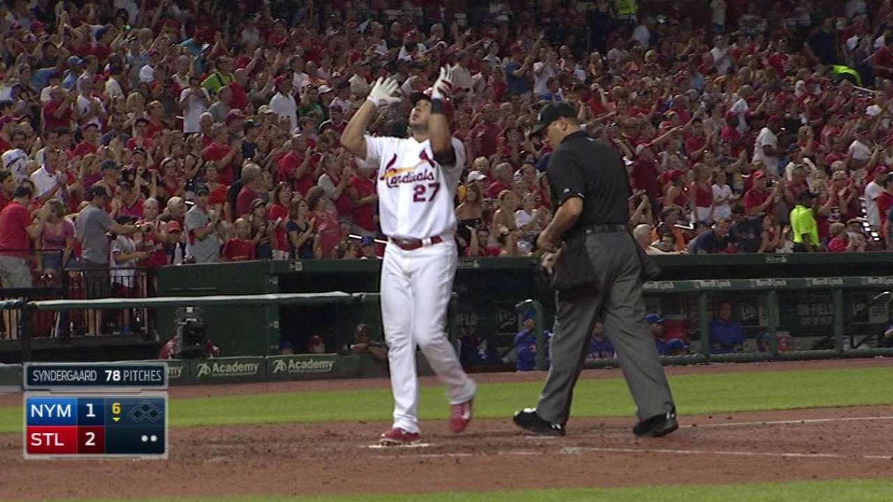 Cards erase early deficit, then hold off Mets