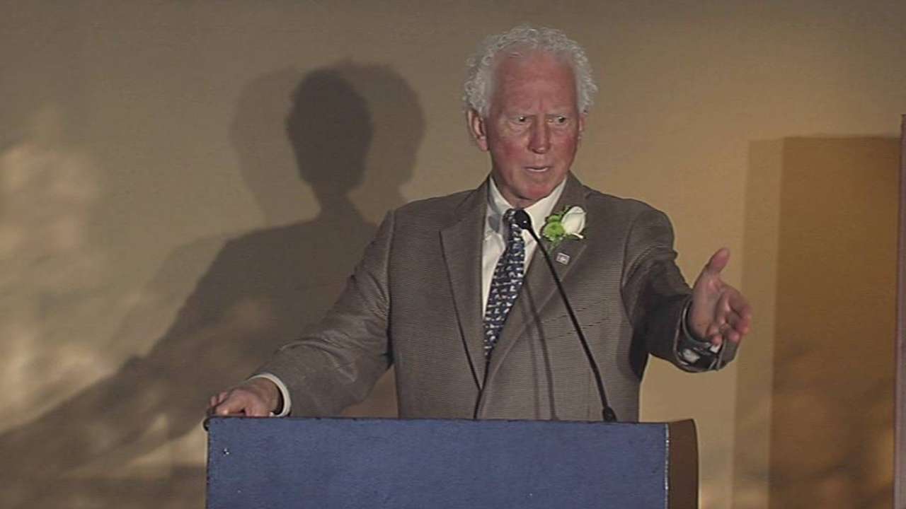 Sutton inducted into Braves HOF