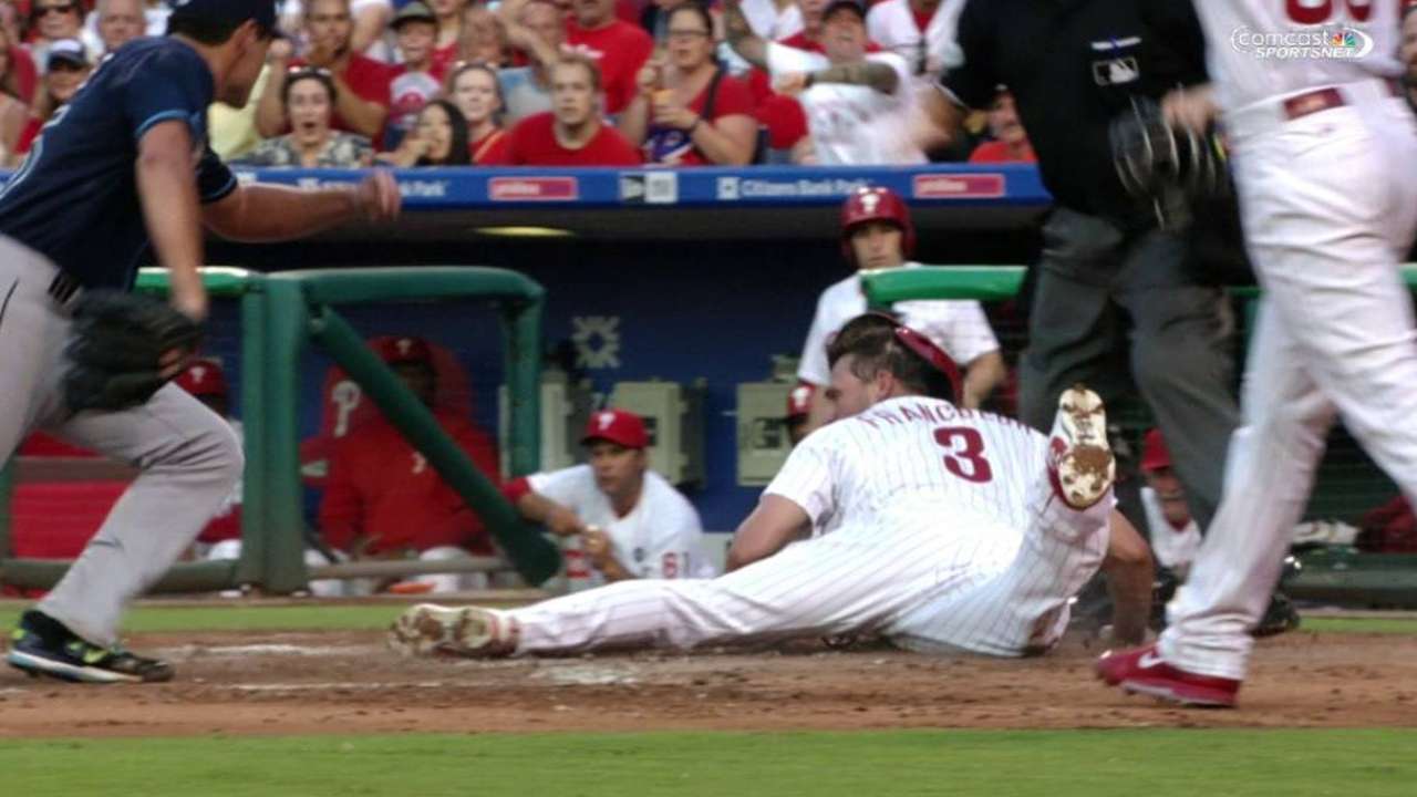 Francoeur scores on wild pitch