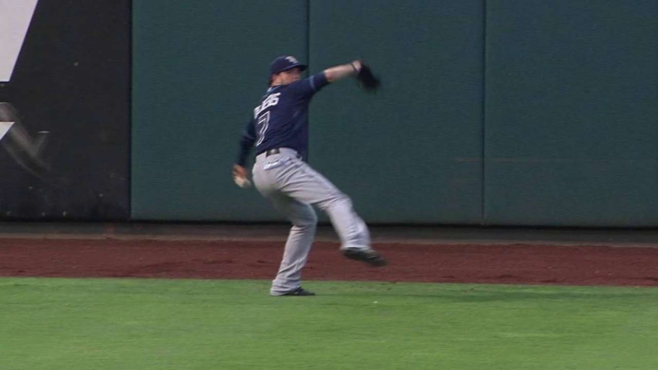 DeJesus nabs Franco at second