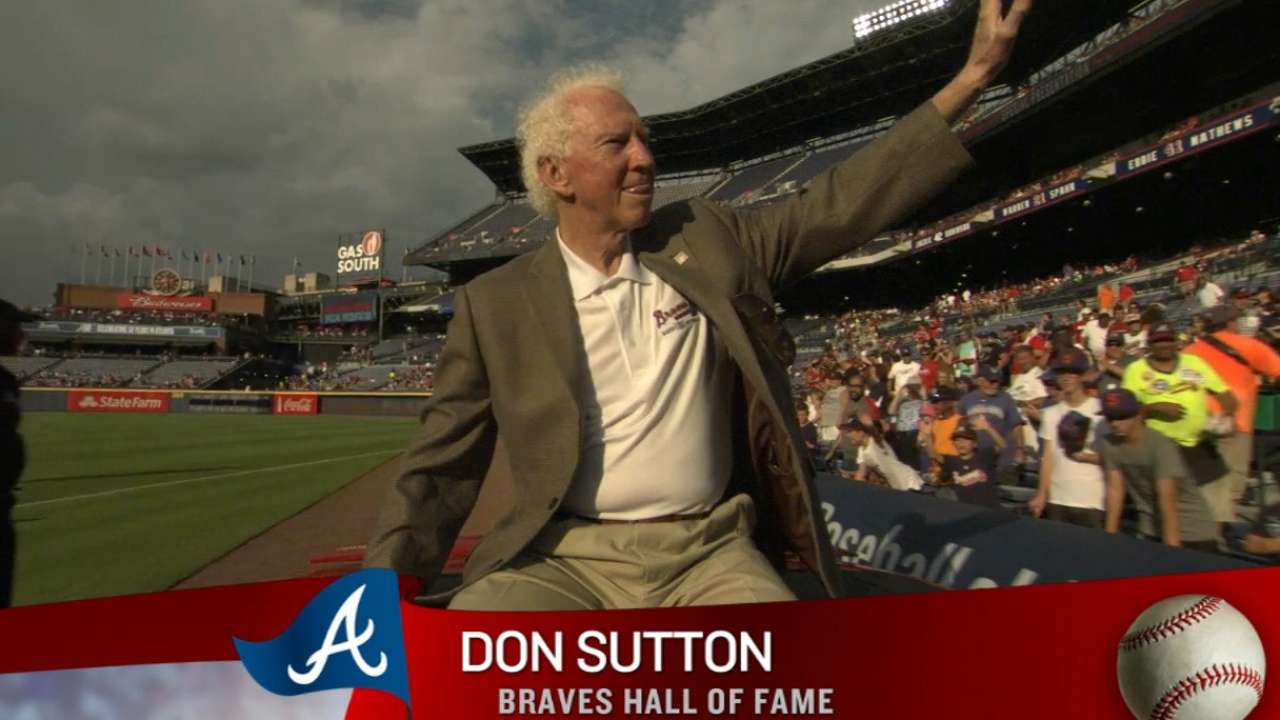 Sutton inducted into Braves Hall of Fame