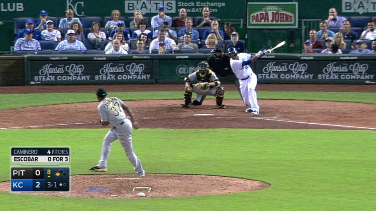 Dyson y Escobar guiaron a los Reales sobre los Piratas