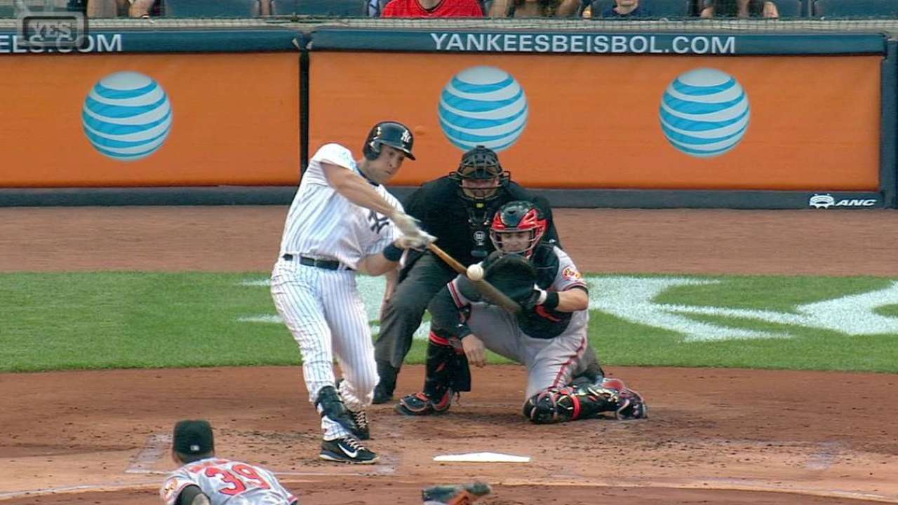 Teixeira's two-run homer