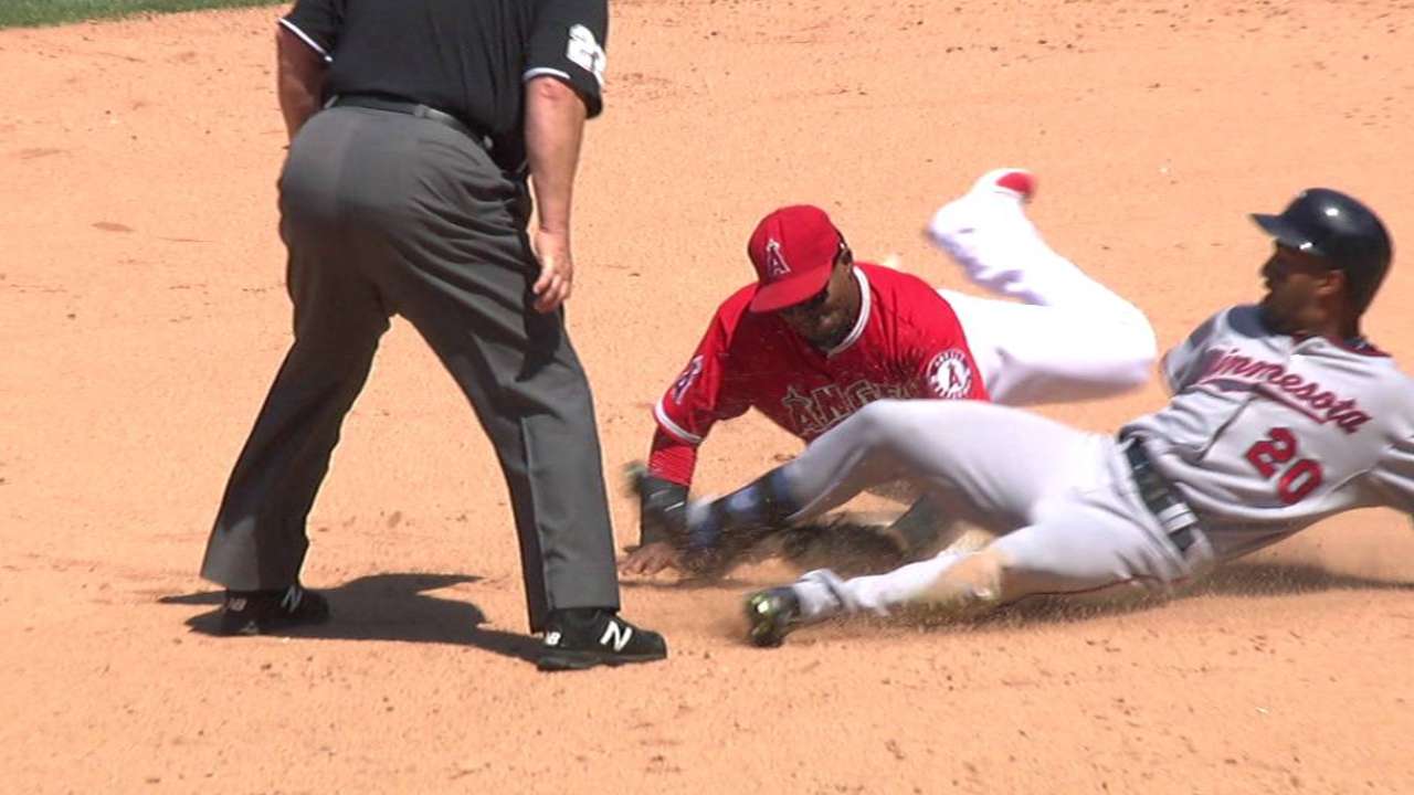 Calhoun nabs Rosario at second