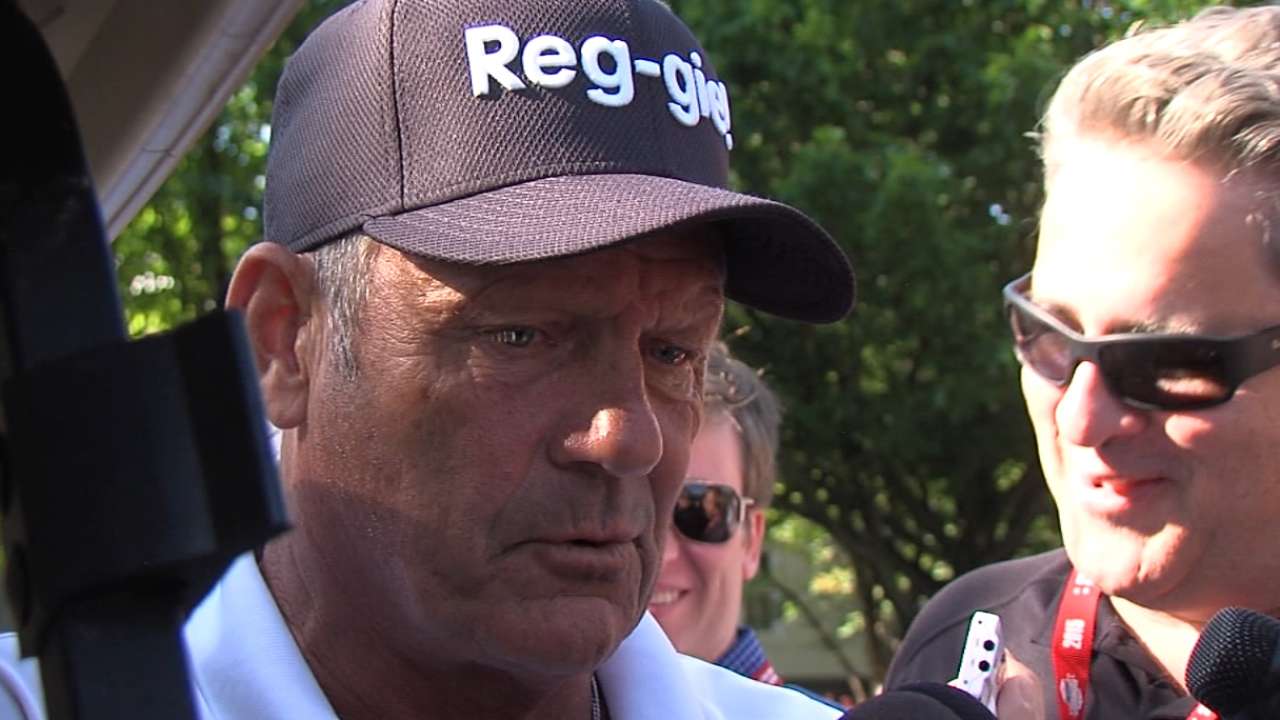 Brett recalls pine tar incident
