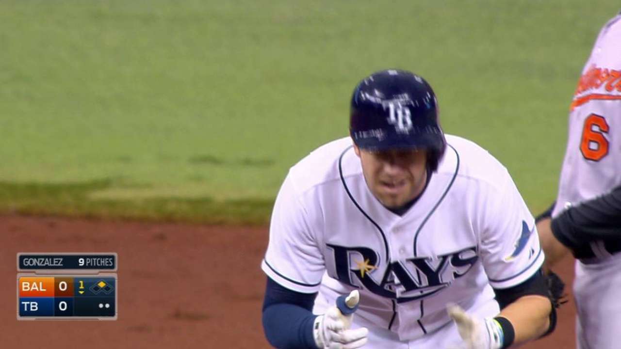 Longoria's 1st-inning double