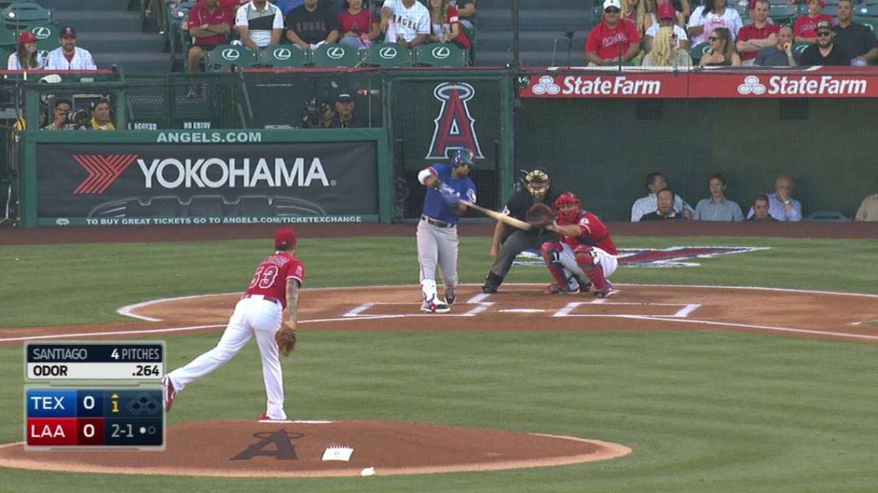 Rally en la 8va le da la victoria a Texas vs. Angels