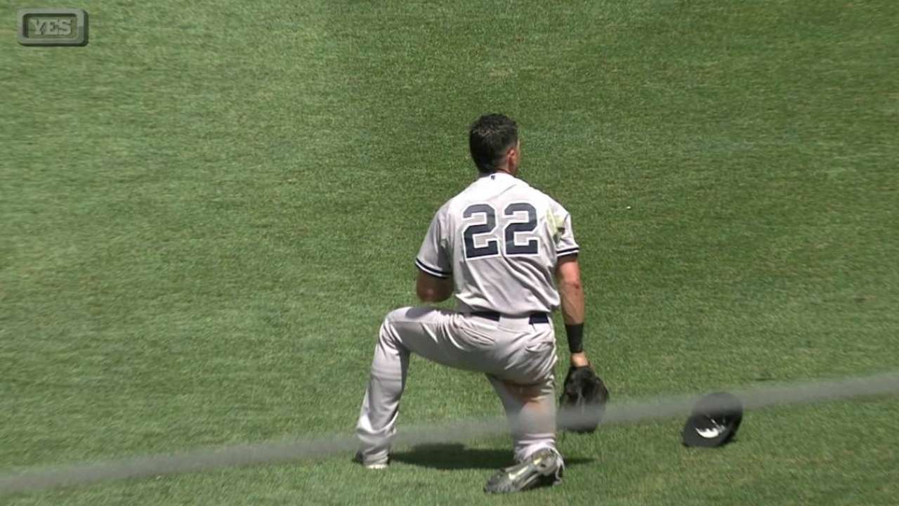 Ellsbury's sliding grab