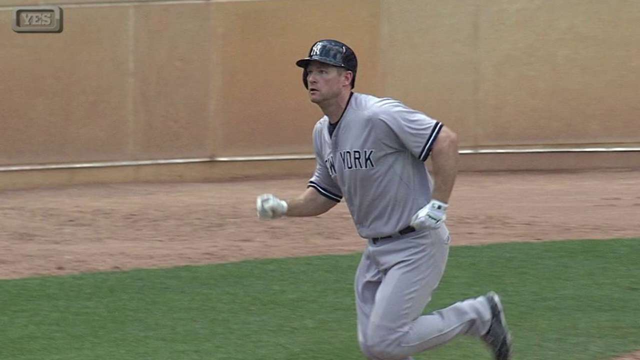 Headley's solo homer