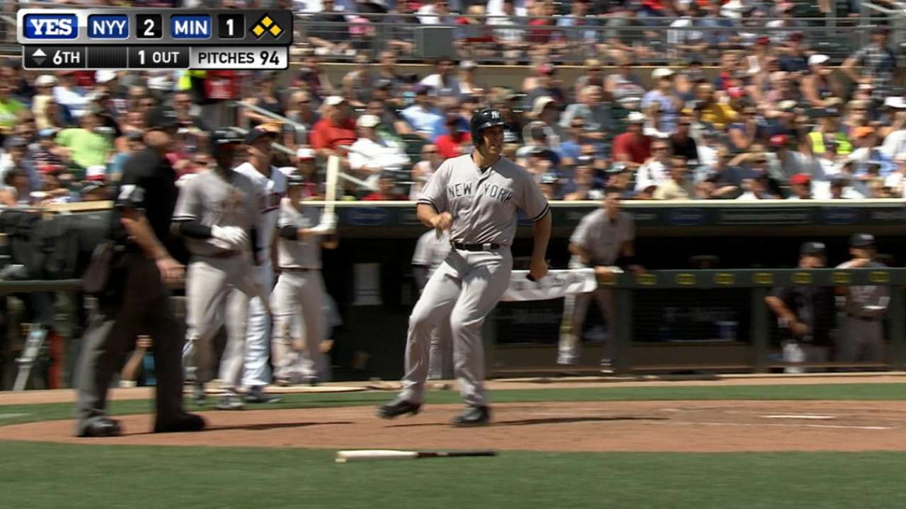 Six-run 6th propels Yankees over Twins
