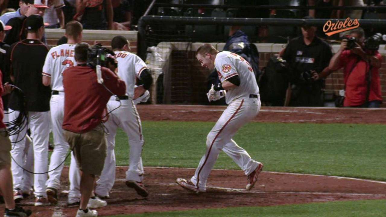 HR de Wieters en la 11ma deja tendidos a Bravos