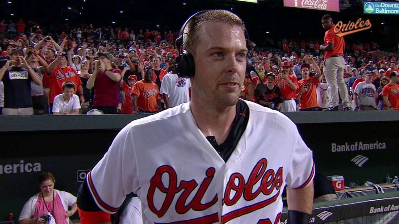 Wieters on walk-off homer
