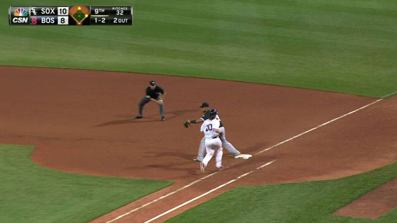 Robertson closes out the 9th