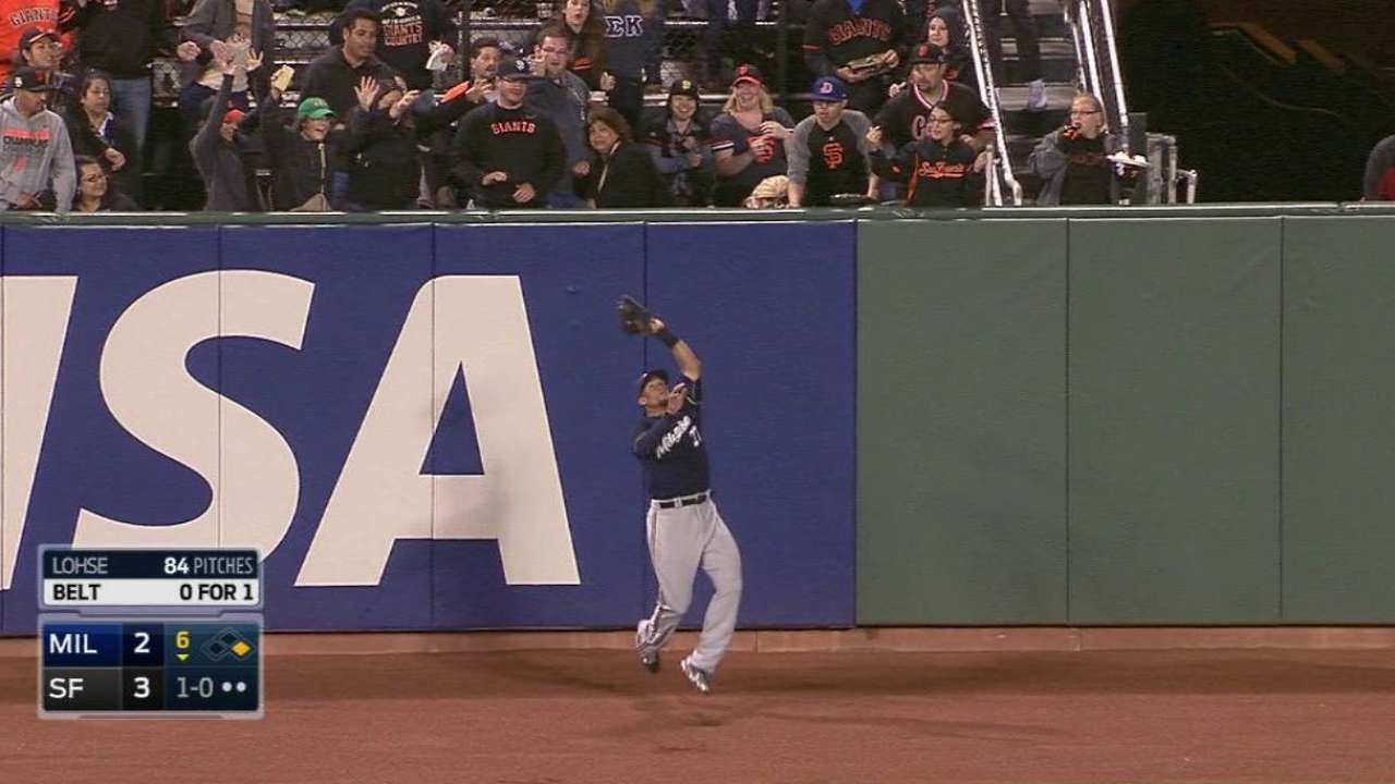 Lohse improves, will stay in Brewers' rotation