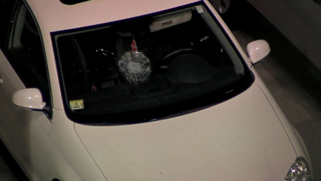 Must C: Soto cracks windshield