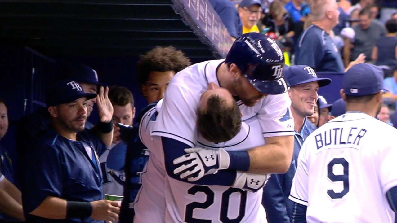 Encore: Casali on historic homer tear for Rays