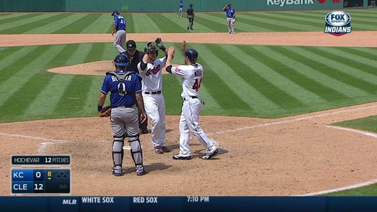 Gomes' two-run homer