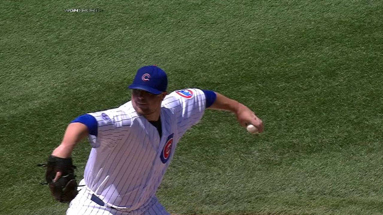 Lester ponchó a 14 y Cachorros vencieron a Rockies
