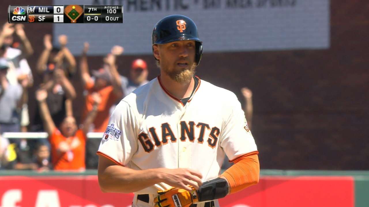 Giants break stalemate vs. Brewers with big 7th