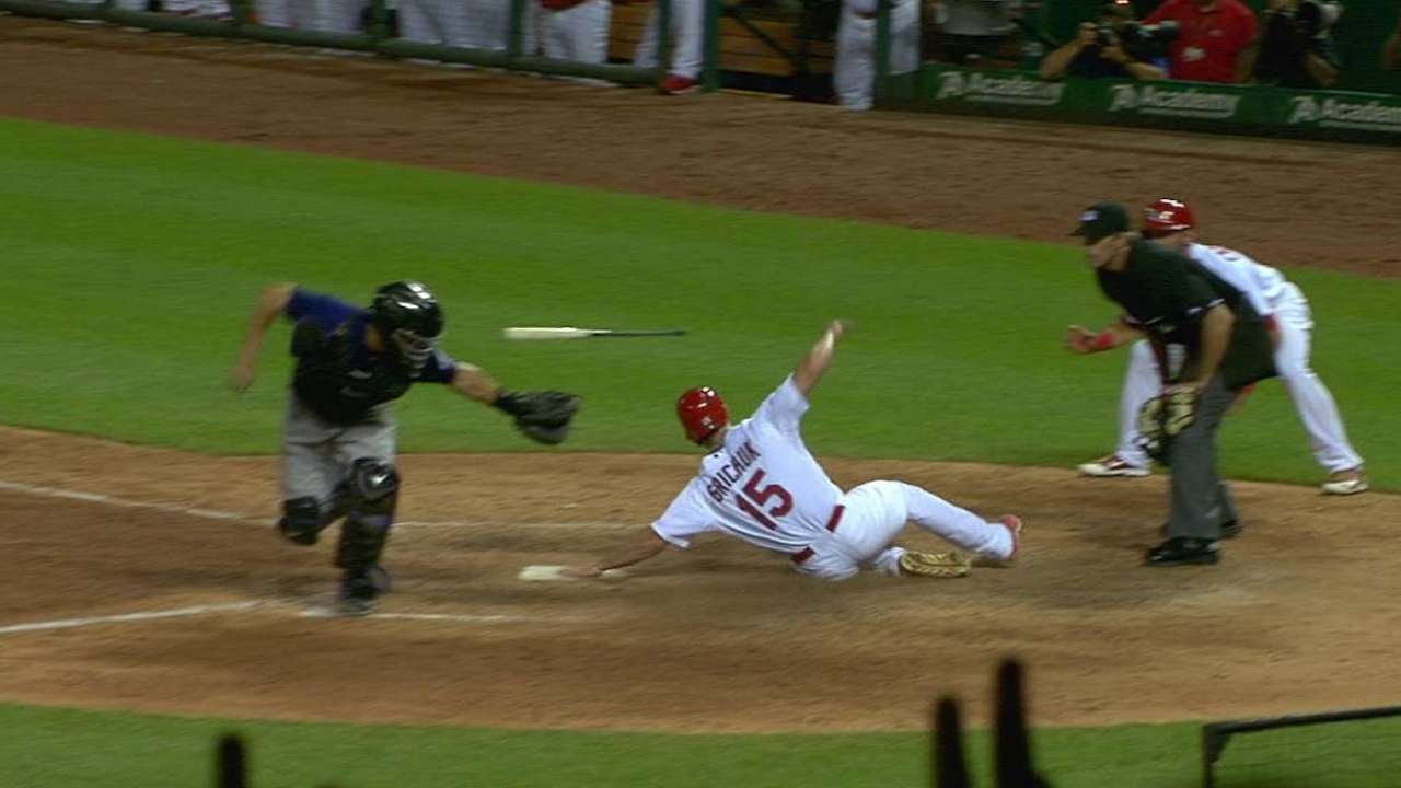 Peralta's game-tying two-run hit