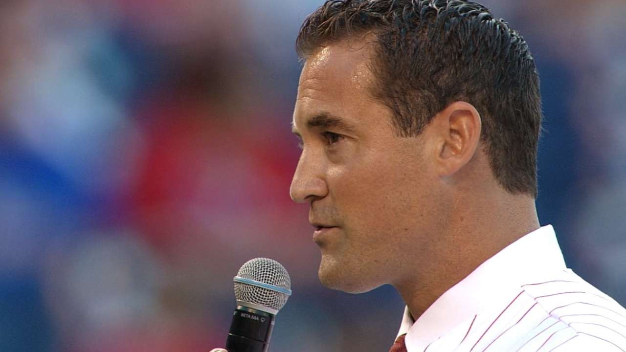 Burrell inducted to Phillies HOF