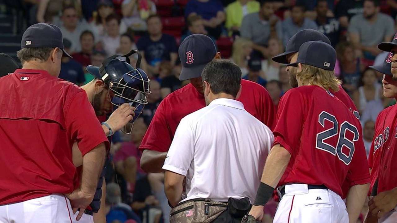 Rodriguez shakes off wildness in gutsy effort