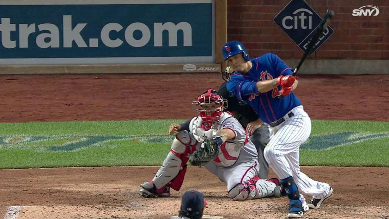 Flores' RBI single