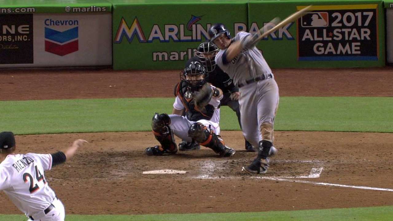Sencillo de Gyorko ayuda a S.D. a triunfar en la 11ma