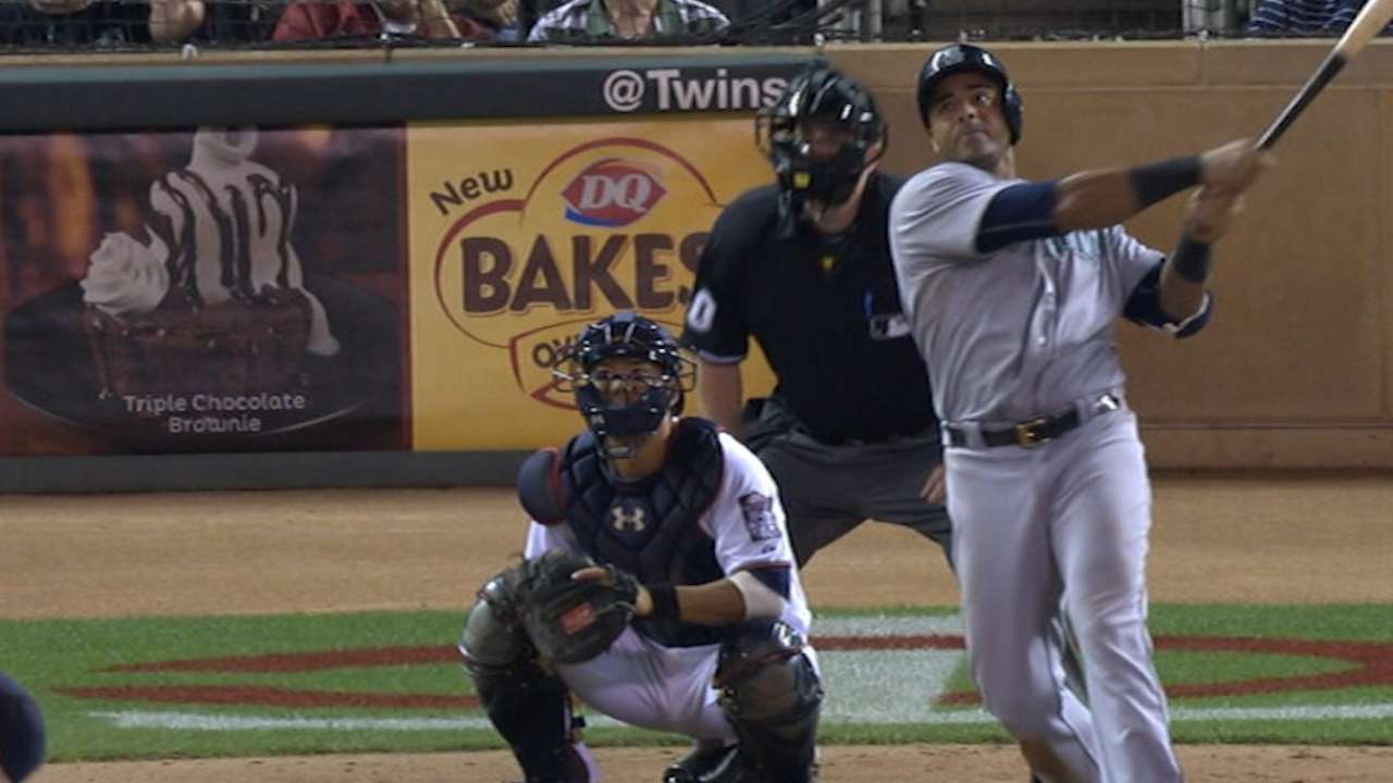 Cruz's four-hit game