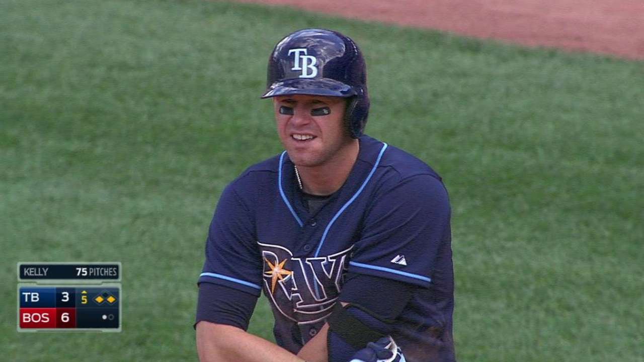 Moore batalló temprano y los Rays volvieron a caer en el Fenway Park