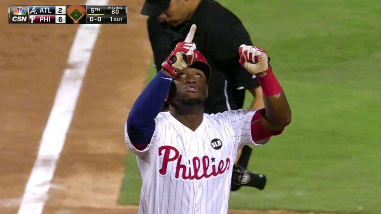 Herrera, Galvis jonronean y Filis apalean a Bravos