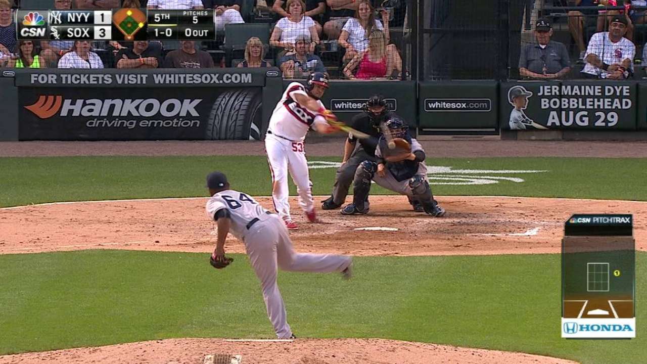 Con HR de Cabrera, White Sox doblegan a Yankees