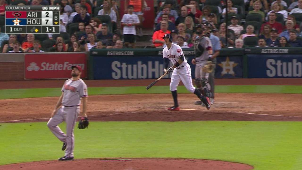 HR de Correa, Conger impulsan a Astros en Arizona